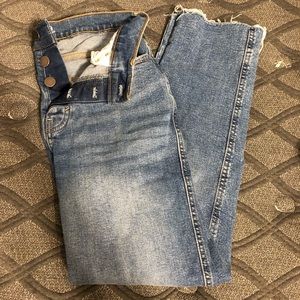 High waisted jeans